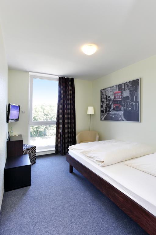Mysky Hotel Pulheim Cameră foto