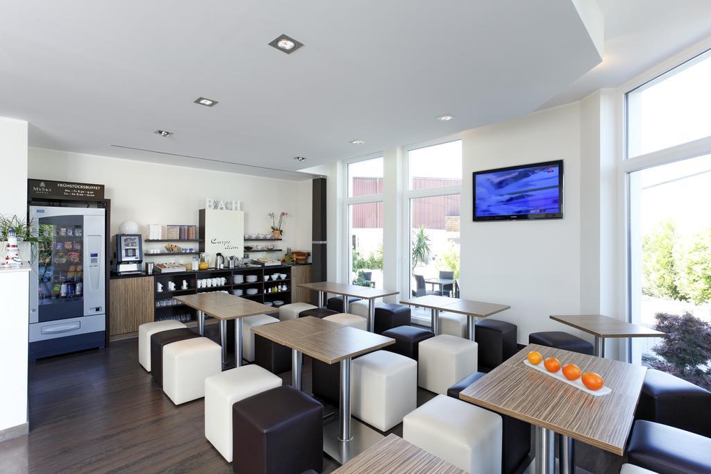 Mysky Hotel Pulheim Exterior foto
